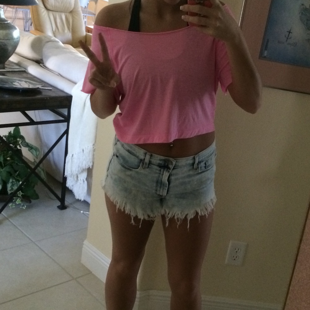 Pink Victoria’s Secret off the shoulder crop tee